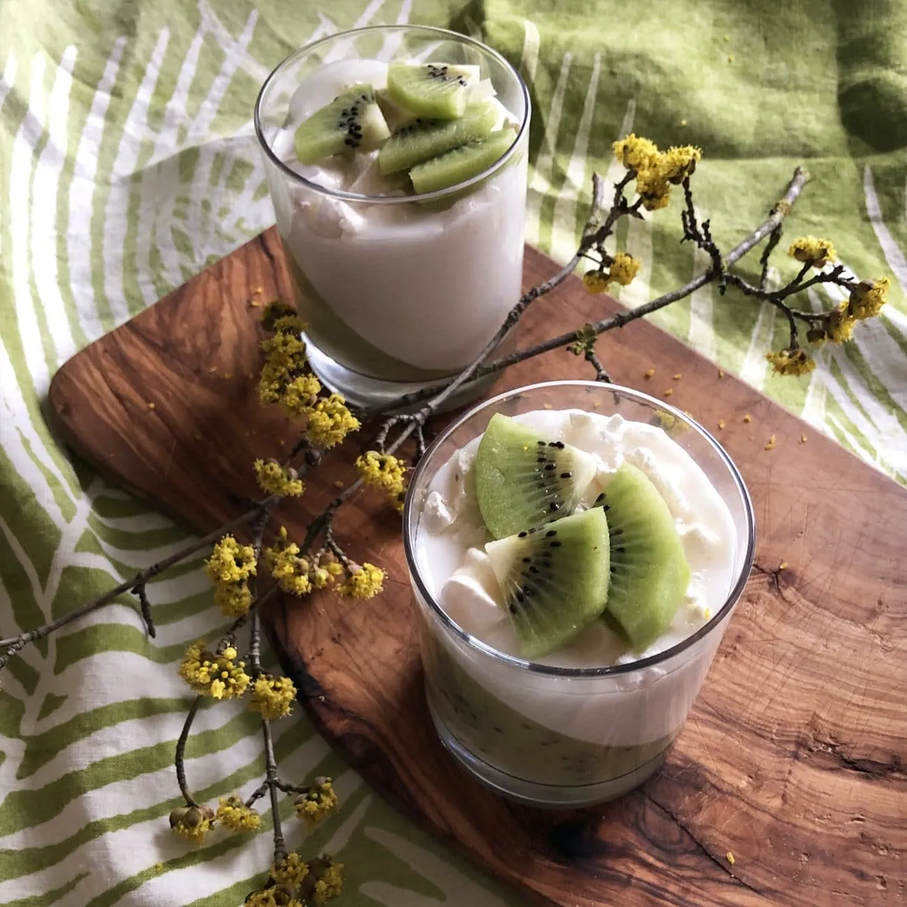 La ricetta del dessert di cocco e kiwi Solarelli realizzata da Cose Buone